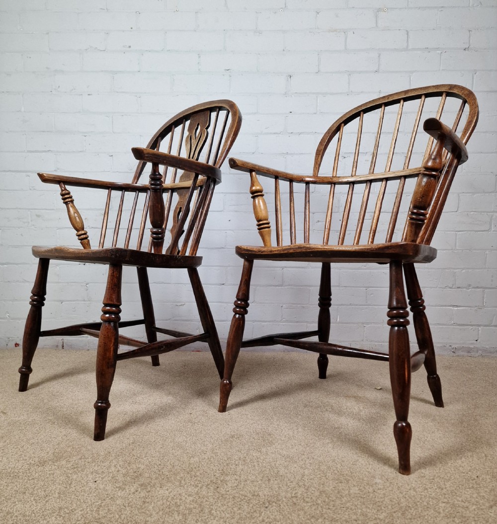 A Harlequin Pair of Low-Back 19th-century Oak and Elm Windsor Chairs View VII