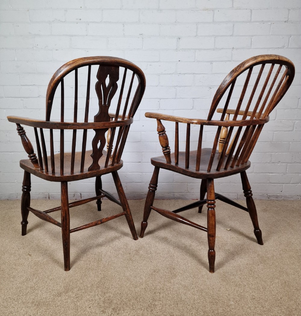 A Harlequin Pair of Low-Back 19th-century Oak and Elm Windsor Chairs View VIII