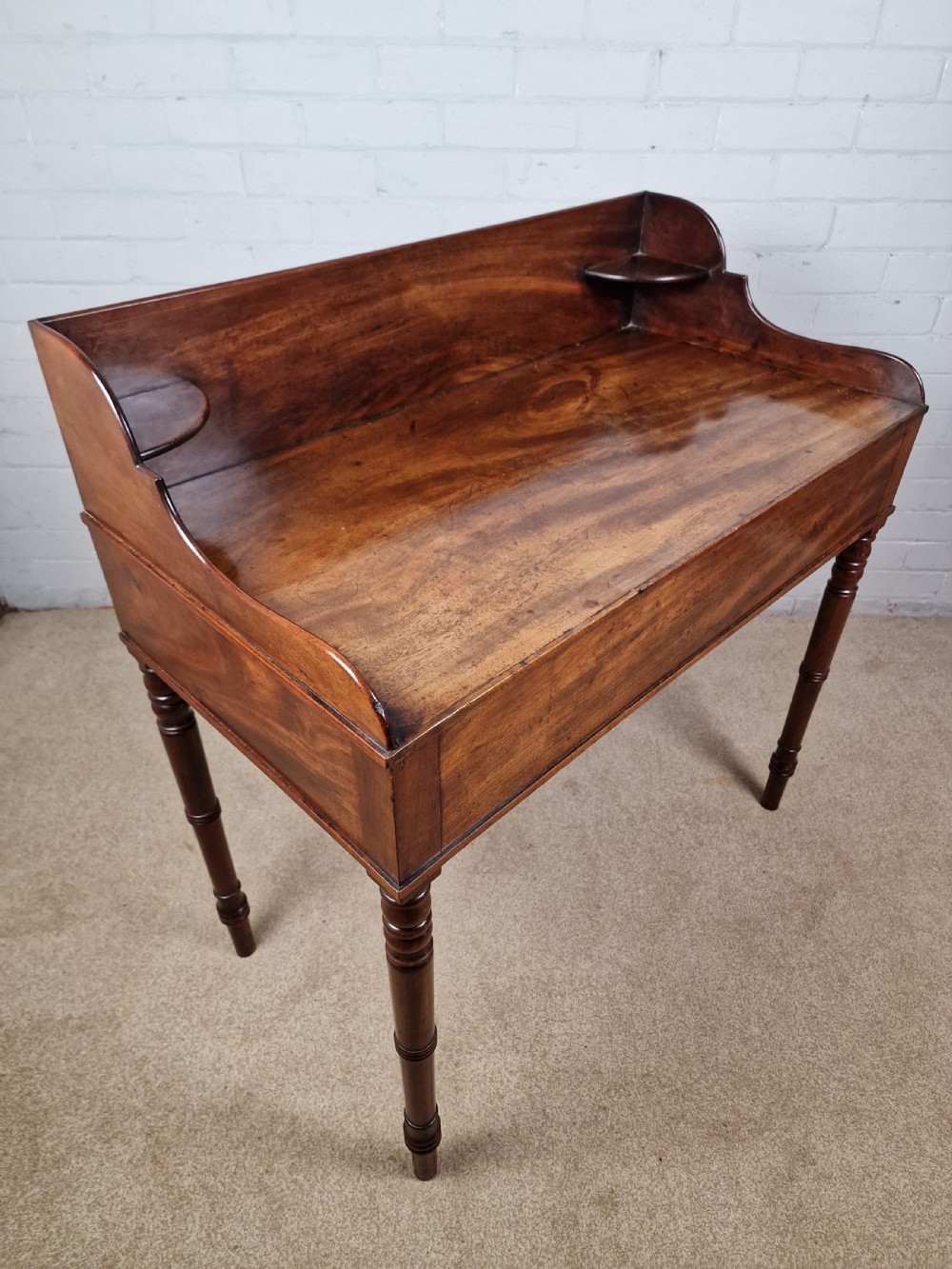 Antique Mahogany Wash Stand - Early 19th Century View IV