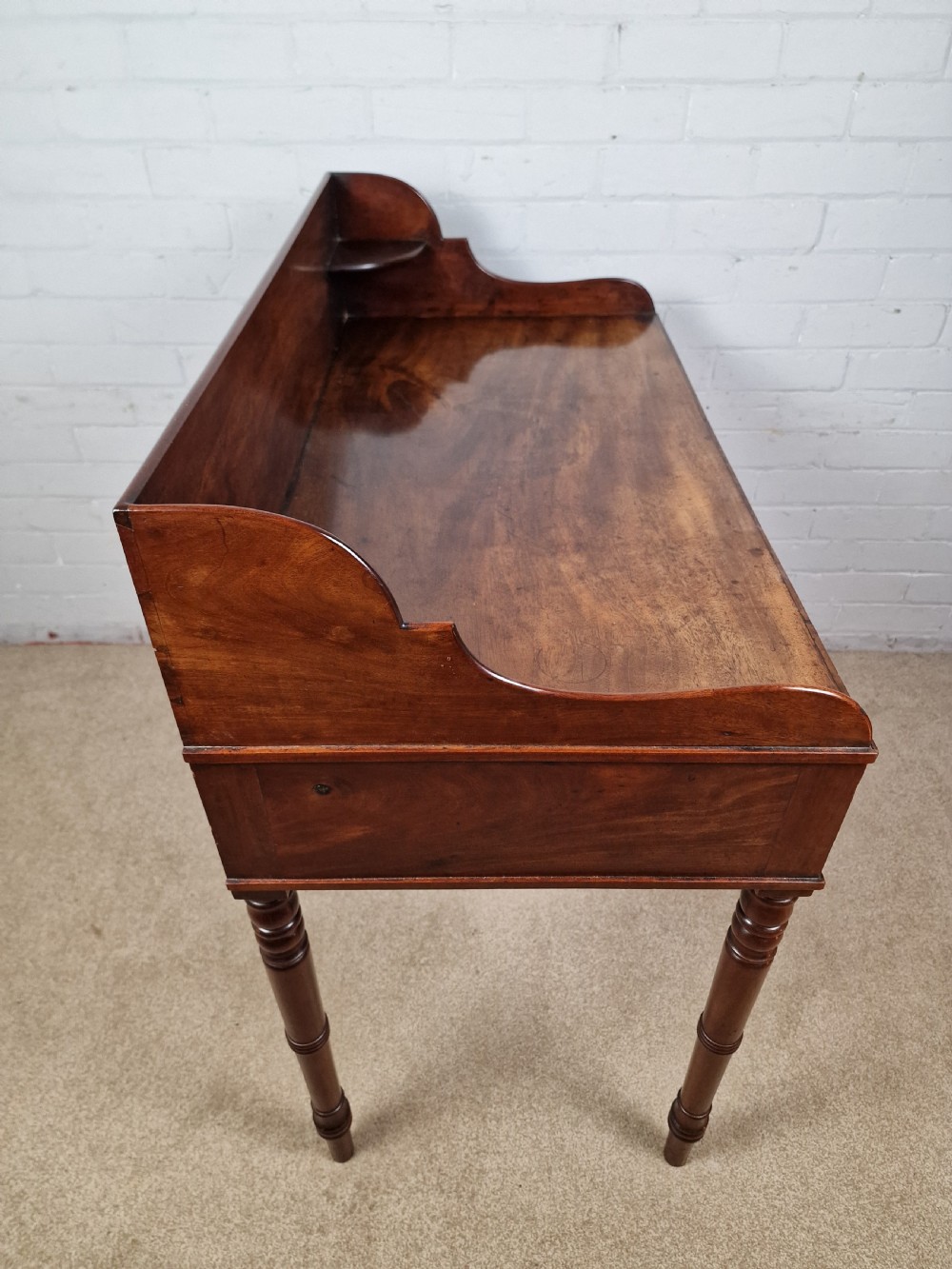 Antique Mahogany Wash Stand - Early 19th Century View V