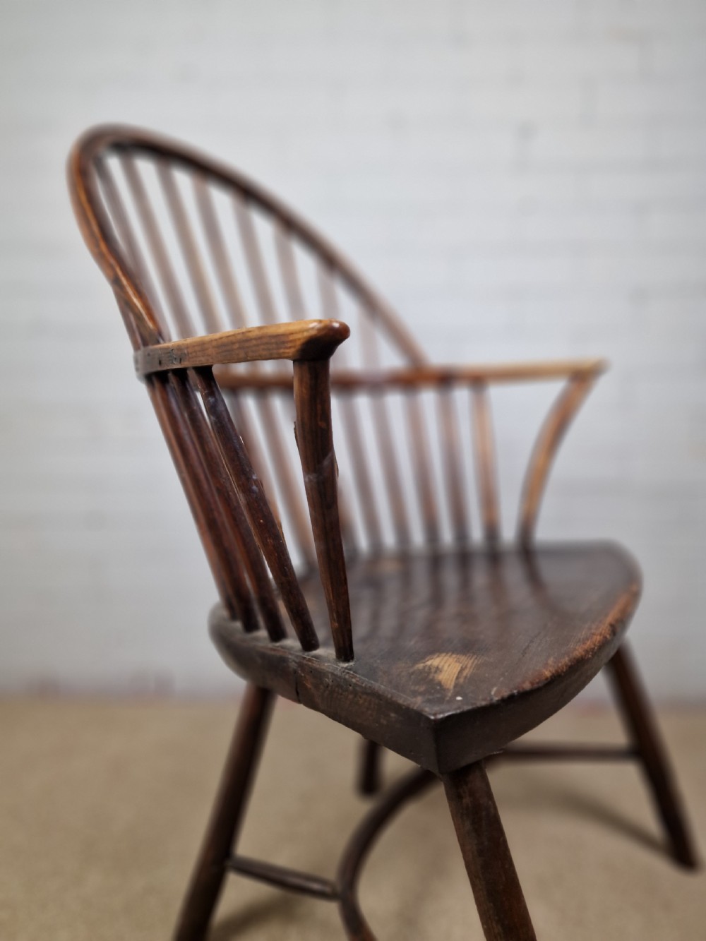 Windsor Chair in Ash and Elm - Early 19th Century (Circa 1806) View IV
