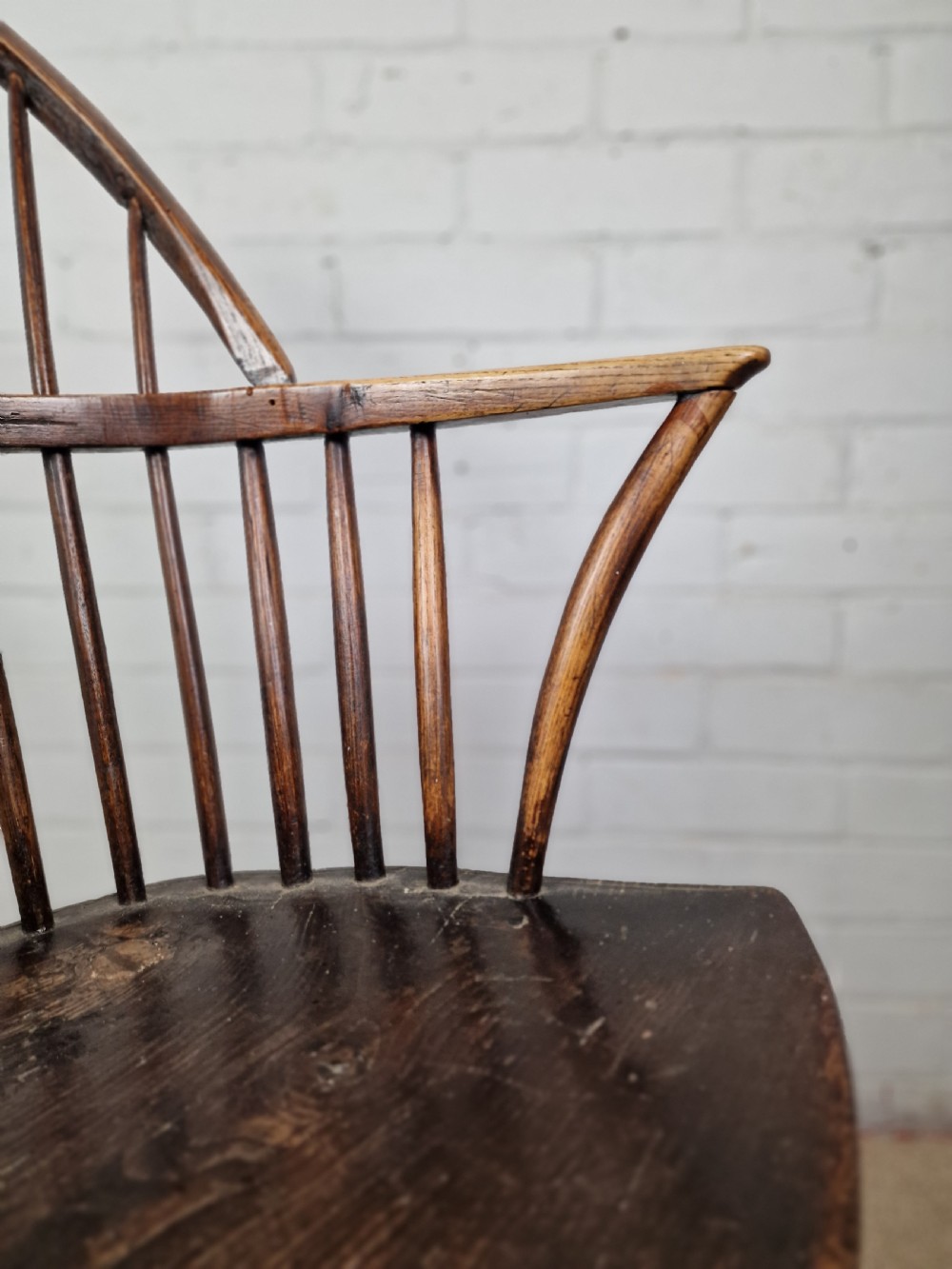 Windsor Chair in Ash and Elm - Early 19th Century (Circa 1806) View V