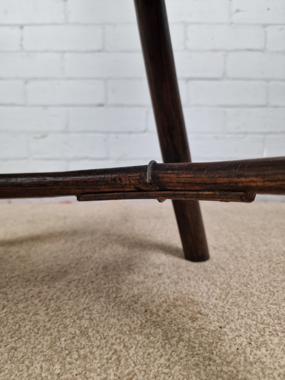 Windsor Chair in Ash and Elm - Early 19th Century (Circa 1806) View XI