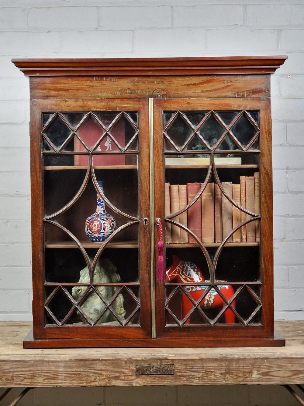 Wall Hanging Bookcase Cabinet - Georgian (1714 to 1837) View V
