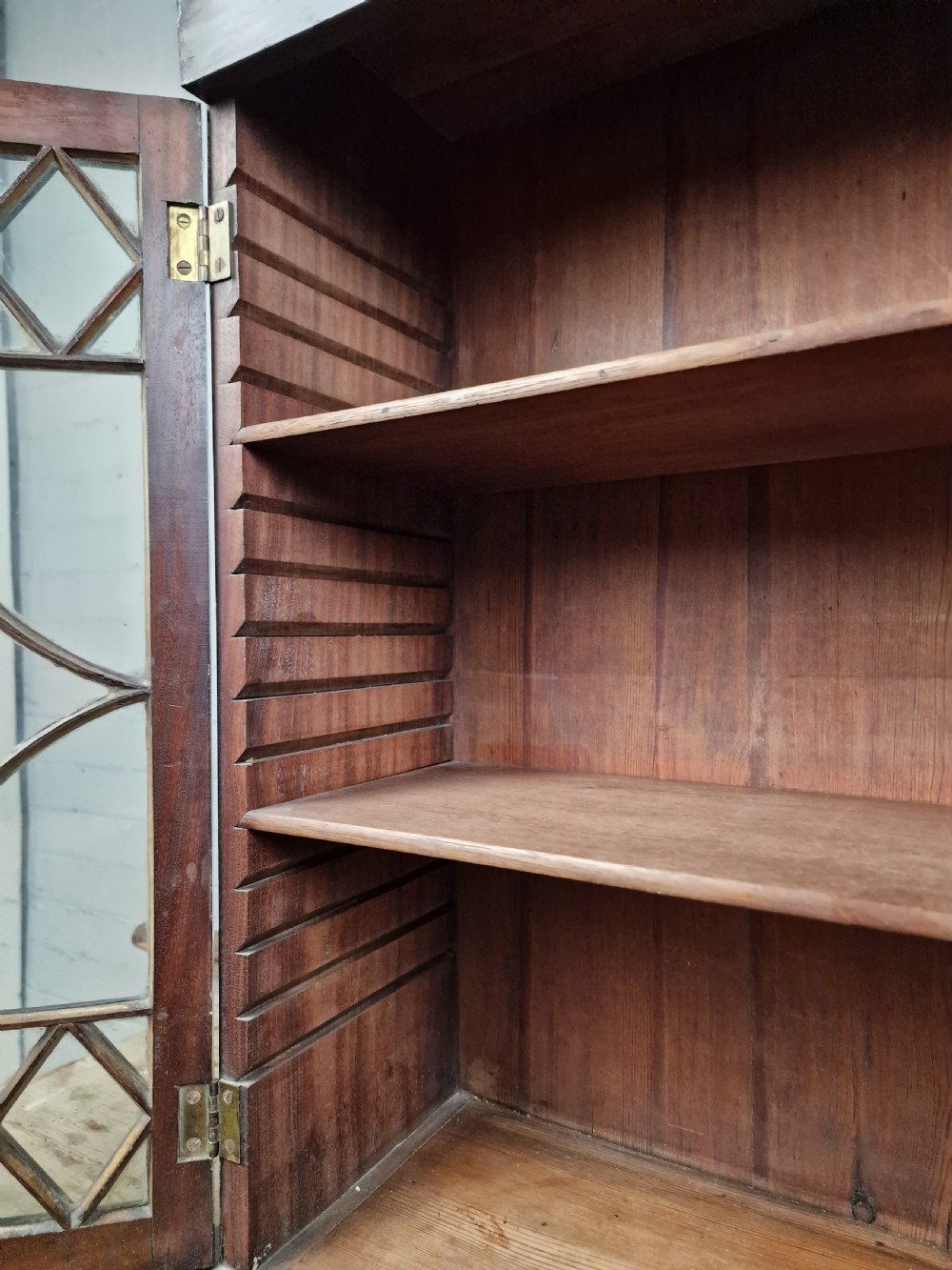 Wall Hanging Bookcase Cabinet - Georgian (1714 to 1837) View VI