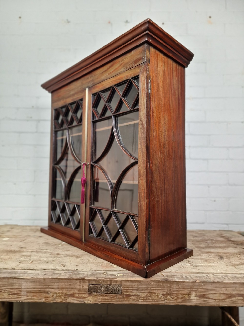 Wall Hanging Bookcase Cabinet - Georgian (1714 to 1837) View VII