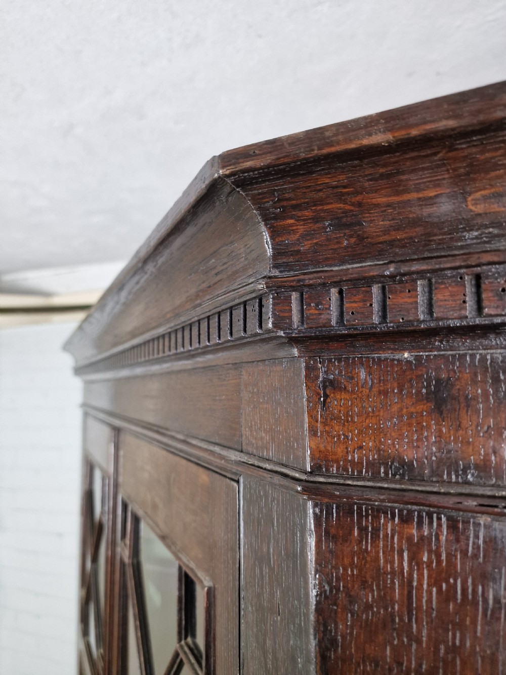 Georgian Oak Corner Cupboard - Circa 1780 View X