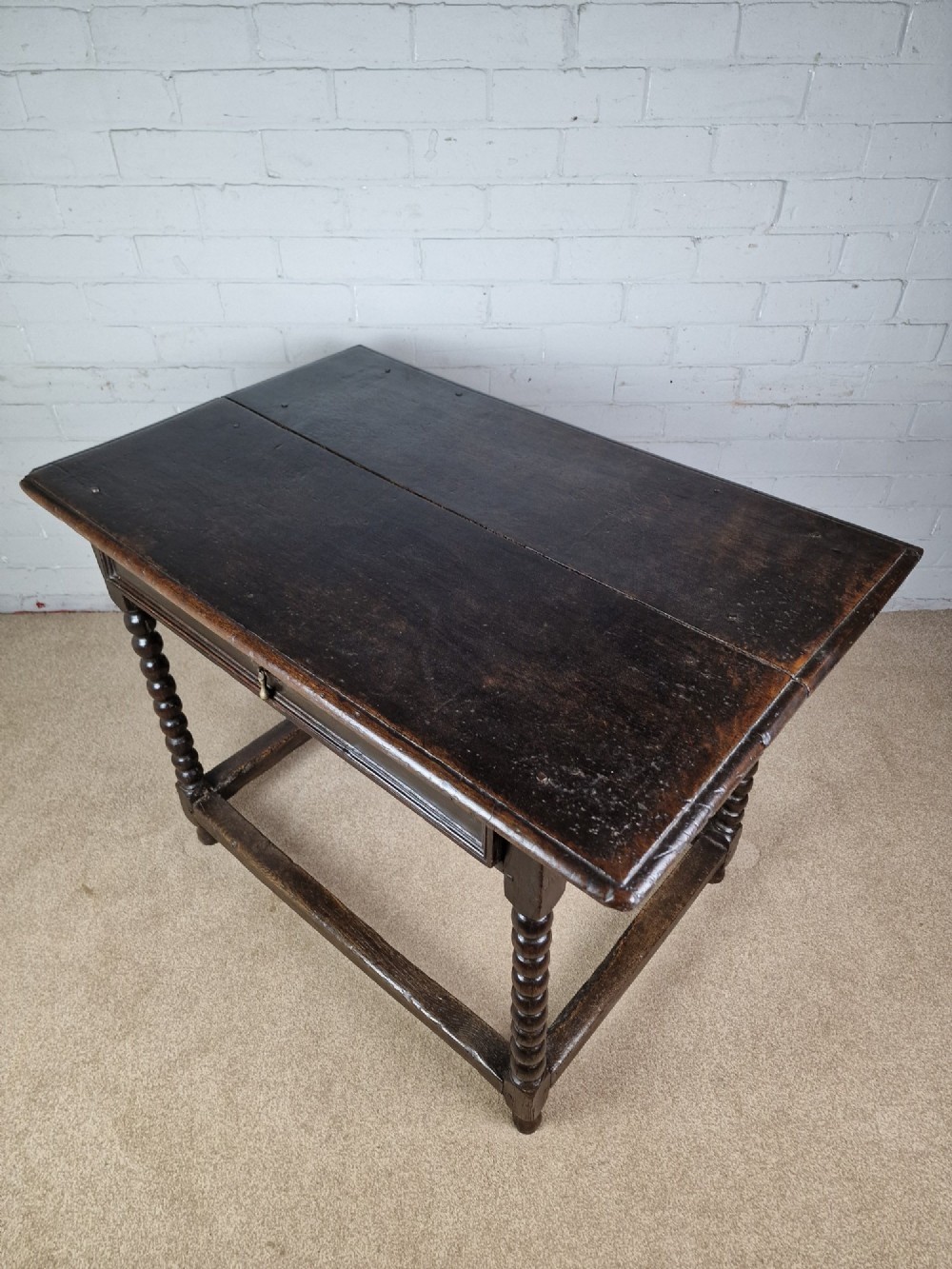 Charles II Oak Side Table with Bobbin Turned Legs - Mid 17th Century View X