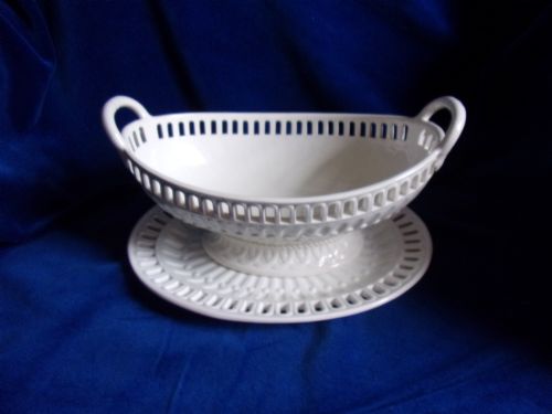 19th Century Wedgewood Creamware Basket and Stand