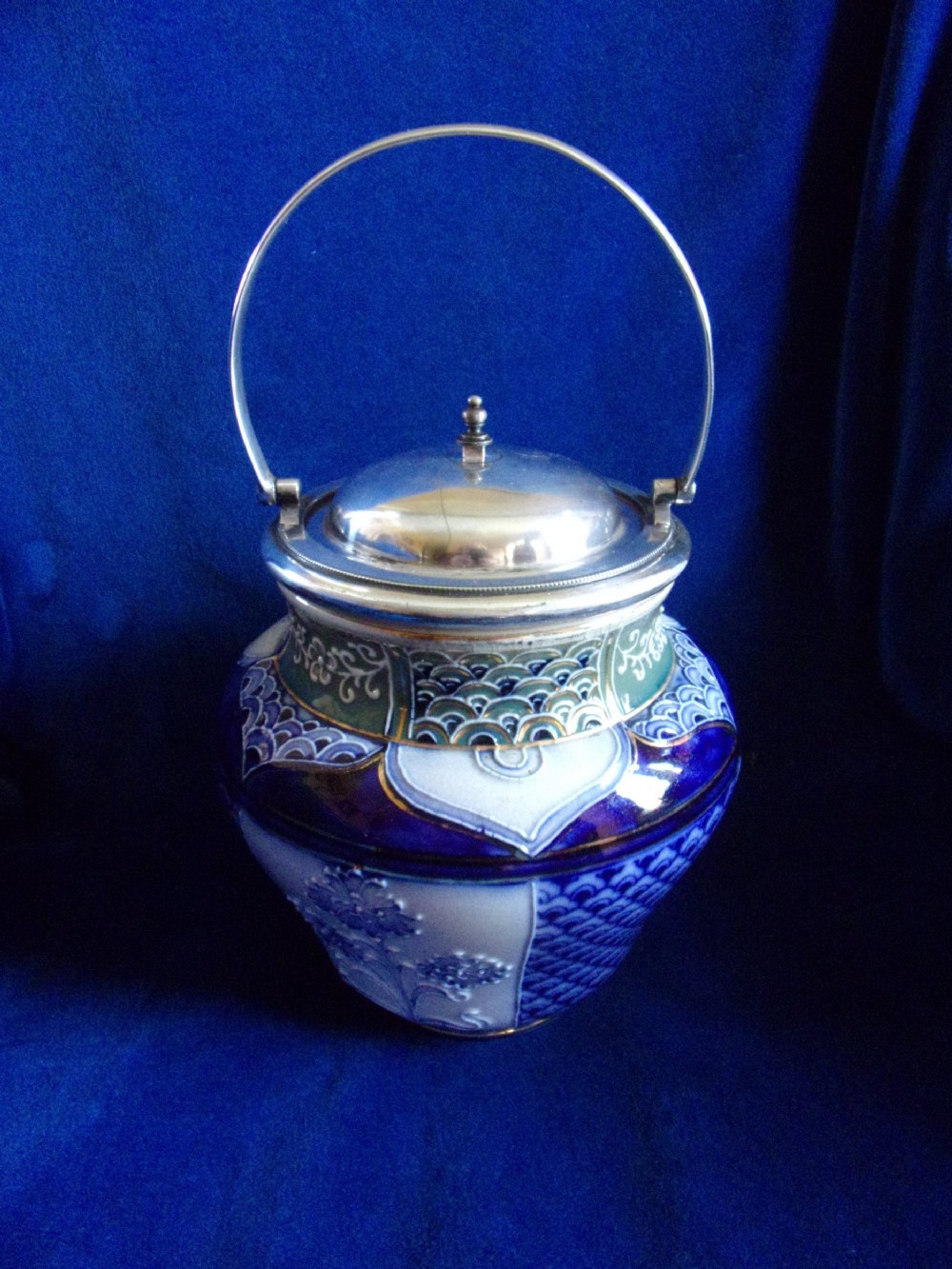 ARTS AND CRAFTS RARE JAMES MACINTYRE BARREL CIRCA 1900