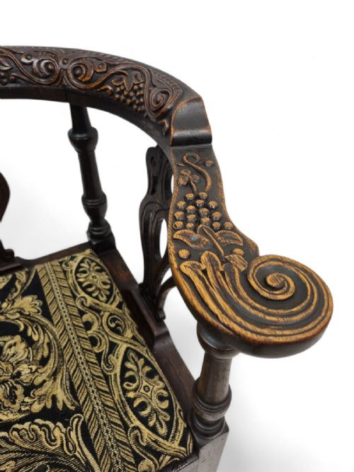 ANTIQUE CARVED CORNER CHAIR C1900 - ADDITIONAL PHOTO 2