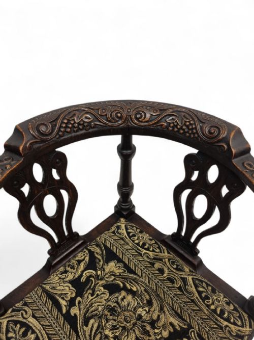 ANTIQUE CARVED CORNER CHAIR C1900 - ADDITIONAL PHOTO 3