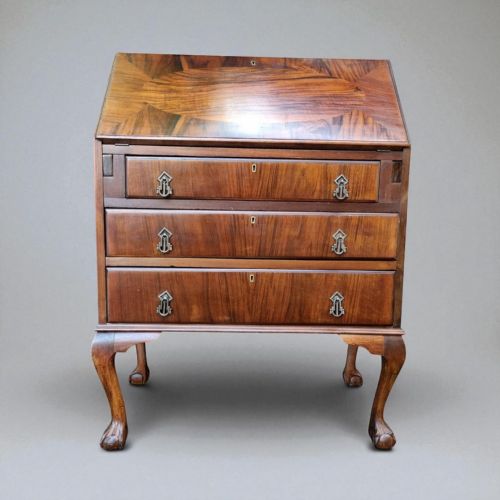 ANTIQUE MAHOGANY BUREAU QUEEN ANNE STYLE C1930 - ADDITIONAL PHOTO 7