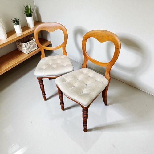 antique victorian mahogany balloon back dining chairs set of 2 - CATEGORY: ANTIQUE CHAIRS - DATED 19TH CENTURY