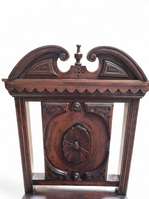 ANTIQUE MAHOGANY HALL CHAIR HIGHLY CARVED 19TH CENTURY - ADDITIONAL PHOTO 4