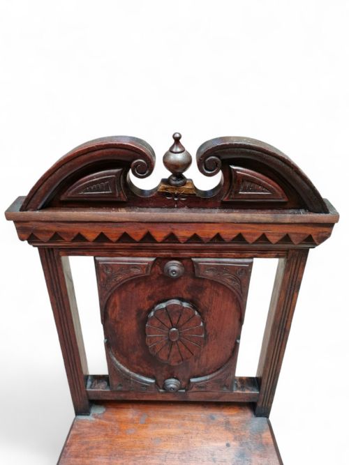 ANTIQUE MAHOGANY HALL CHAIR 19TH CENTURY HIGHLY CARVED - ADDITIONAL PHOTO 3