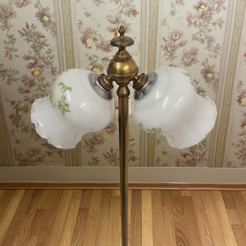 VINTAGE MAHOGANY BRASS FLOOR LAMP WITH TRIPLE GLASS SHADES C1930S - ADDITIONAL PHOTO 2