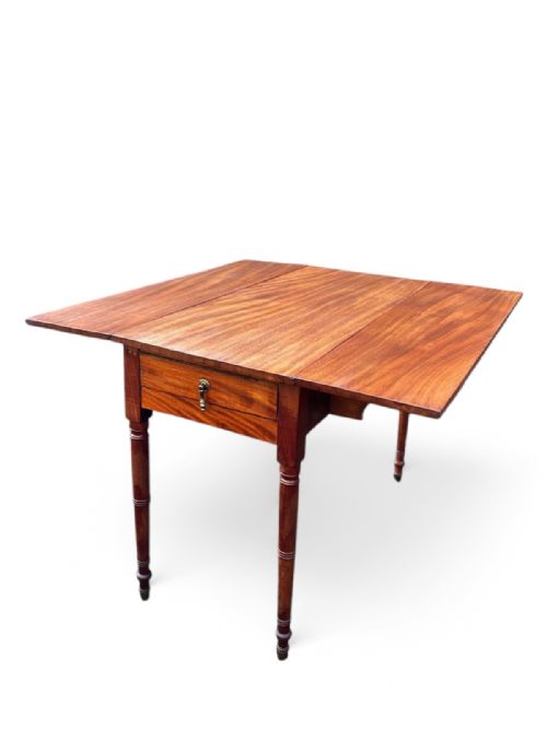 ANTIQUE VICTORIAN MAHOGANY DROP LEAF PEMBROKE TABLE C1880 - ADDITIONAL PHOTO 5