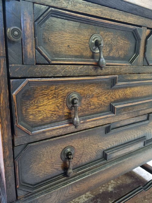 ANTIQUE OAK BUREAU PRESENTATION DESK DATED 1920 - ADDITIONAL PHOTO 1