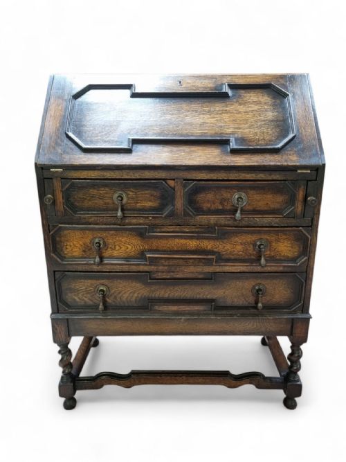 ANTIQUE OAK BUREAU PRESENTATION DESK DATED 1920 - ADDITIONAL PHOTO 8