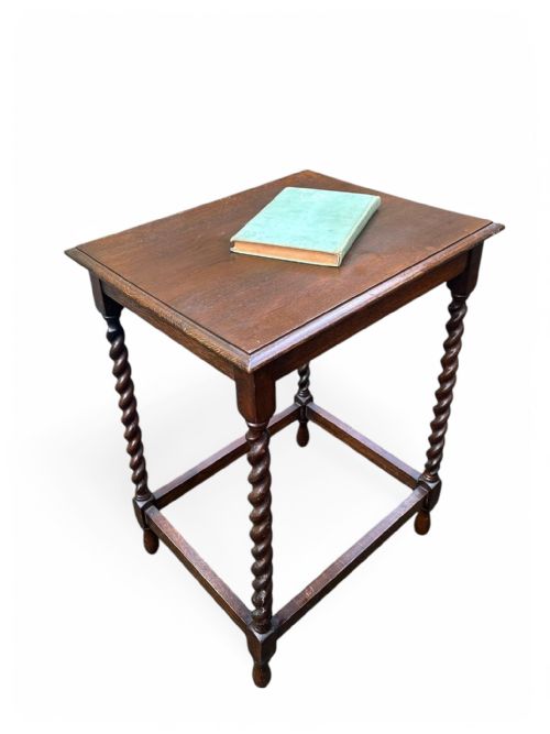 VINTAGE OAK SIDE TABLE BARLEY TWIST LEGS C1930S - ADDITIONAL PHOTO 2