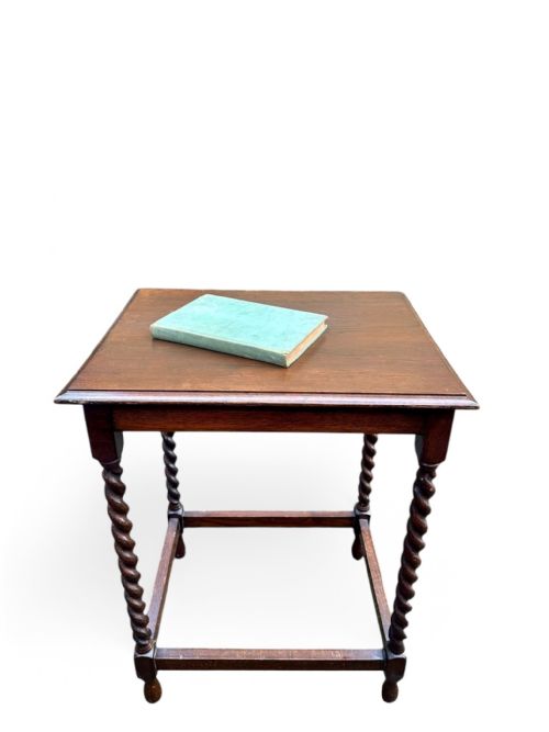 VINTAGE OAK SIDE TABLE BARLEY TWIST LEGS C1930S - ADDITIONAL PHOTO 6