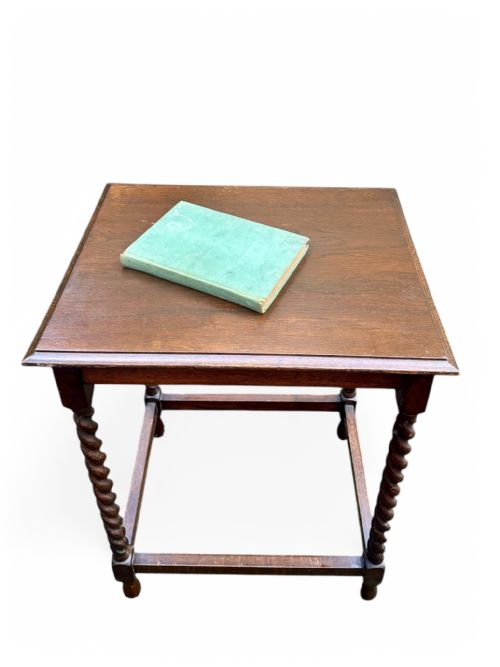 VINTAGE OAK SIDE TABLE BARLEY TWIST LEGS C1930S - ADDITIONAL PHOTO 8