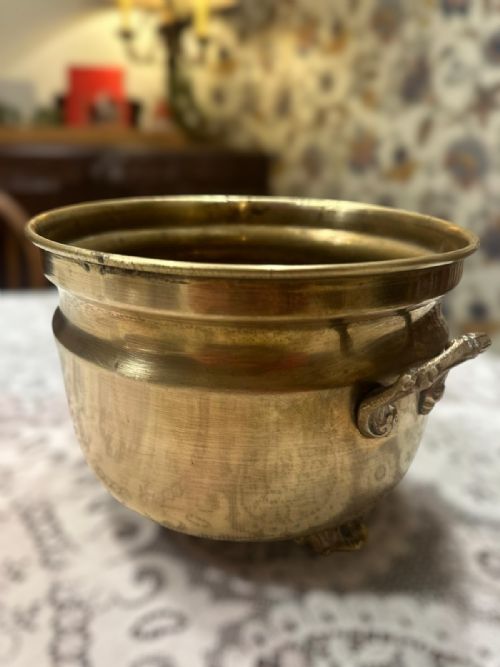 ANTIQUE BRASS PLANTER JARDINIRE WITH ORNATE HANDLES C1900 - ADDITIONAL PHOTO 6