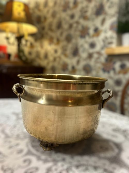 ANTIQUE BRASS PLANTER JARDINIRE WITH ORNATE HANDLES C1900 - ADDITIONAL PHOTO 7
