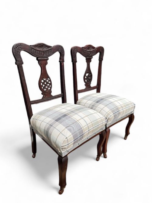 ANTIQUE VICTORIAN BEDROOM CHAIRS LEGS WITH CASTORS NEWLY UPHOLSTERED C1870 - ADDITIONAL PHOTO 5