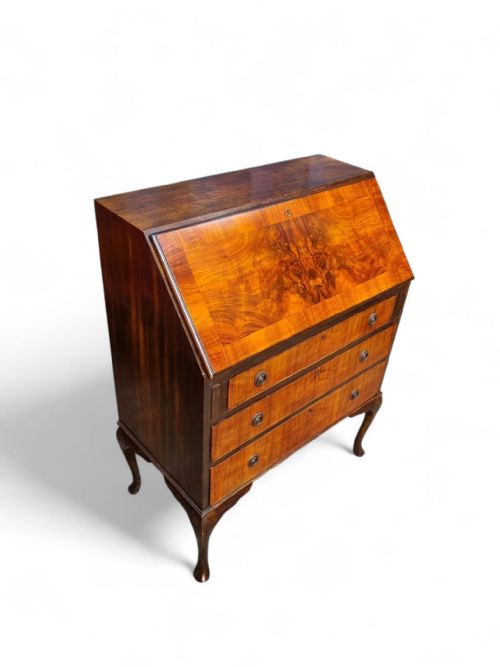 ANTIQUE WALNUT BUREAU QUEEN ANNE STYLE C1920 - ADDITIONAL PHOTO 2