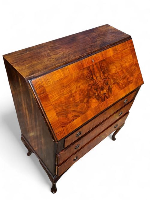 ANTIQUE WALNUT BUREAU QUEEN ANNE STYLE C1920 - ADDITIONAL PHOTO 5