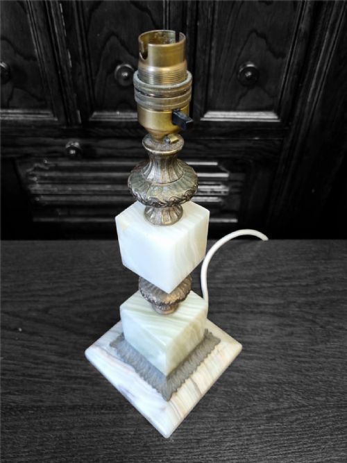 VINTAGE ART DECO ONYX BRASS TABLE LAMP C1930S - ADDITIONAL PHOTO 1
