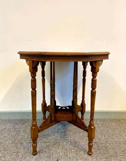 VINTAGE SIXSIDED OAK OCCASIONAL TABLE C1920 - ADDITIONAL PHOTO 7