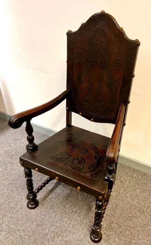 ANTIQUE CARVED OAK THRONE CHAIR LEATHER C1900S PANEL DETAILING - ADDITIONAL PHOTO 3