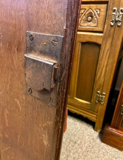 ANTIQUE GEORGIAN BOW FRONT CORNER CUPBOARD C1800 - ADDITIONAL PHOTO 8