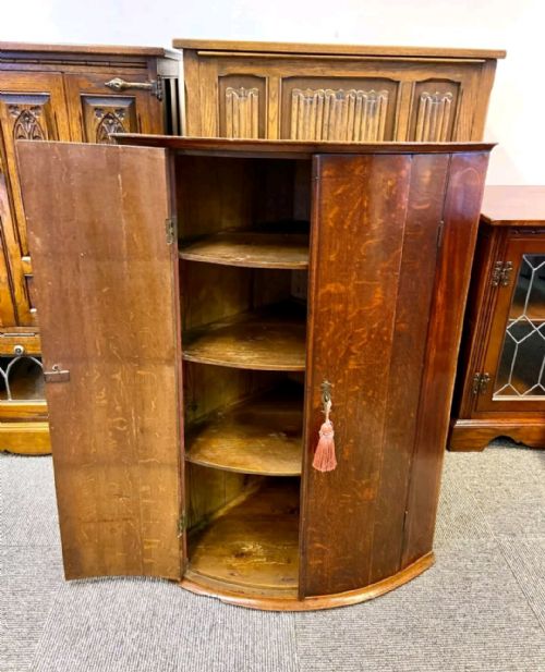 ANTIQUE GEORGIAN BOW FRONT CORNER CUPBOARD C1800 - ADDITIONAL PHOTO 9