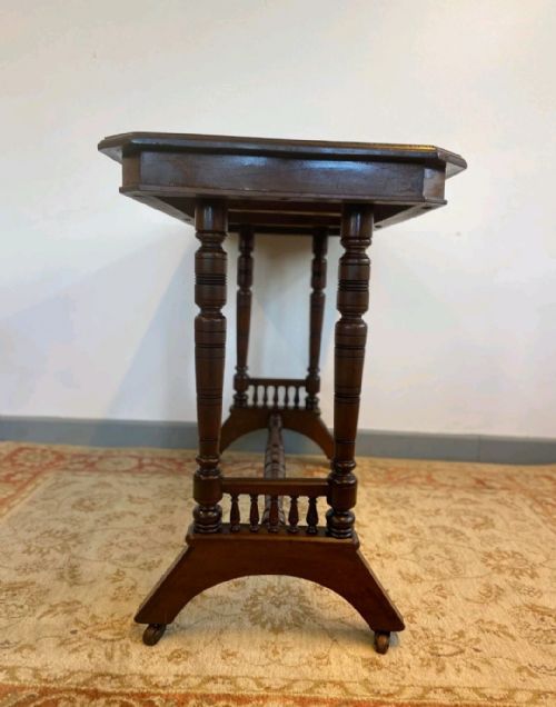 ANTIQUE VICTORIAN WALNUT CENTRE TABLE TURNED SPINDLE BASE C1890 - ADDITIONAL PHOTO 9