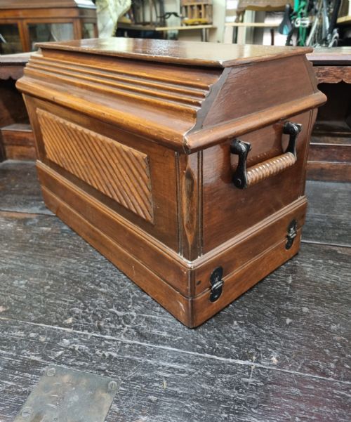 ANTIQUE DECORATIVE SINGER SEWING MACHINE C1920 - ADDITIONAL PHOTO 13