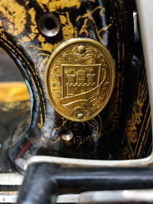 ANTIQUE DECORATIVE SEWING MACHINE C1900 - ADDITIONAL PHOTO 1