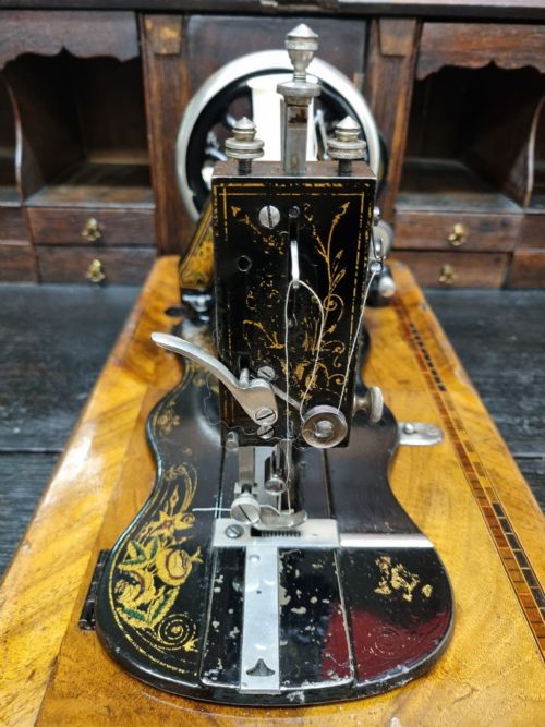 ANTIQUE DECORATIVE SEWING MACHINE C1900 - ADDITIONAL PHOTO 6