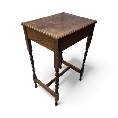 VINTAGE OAK SIDE TABLE BARLEY TWIST LEGS C1920 - ADDITIONAL PHOTO 4