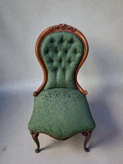 ANTIQUE VICTORIAN BUTTONBACK NURSING CHAIR C1880 GREEN UPHOLSTERY - ADDITIONAL PHOTO 8