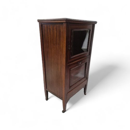 VINTAGE MAHOGANY MUSIC CABINET C1930 - ADDITIONAL PHOTO 8