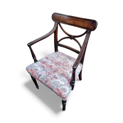 ANTIQUE MAHOGANY CARVER CHAIR UPHOLSTERED SEAT C1910 - ADDITIONAL PHOTO 4