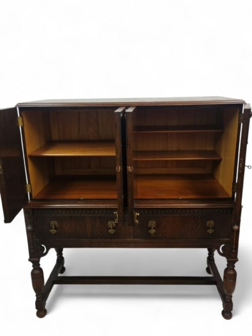 ANTIQUE LARGE OAK SIDEBOARD C1920 - ADDITIONAL PHOTO 1