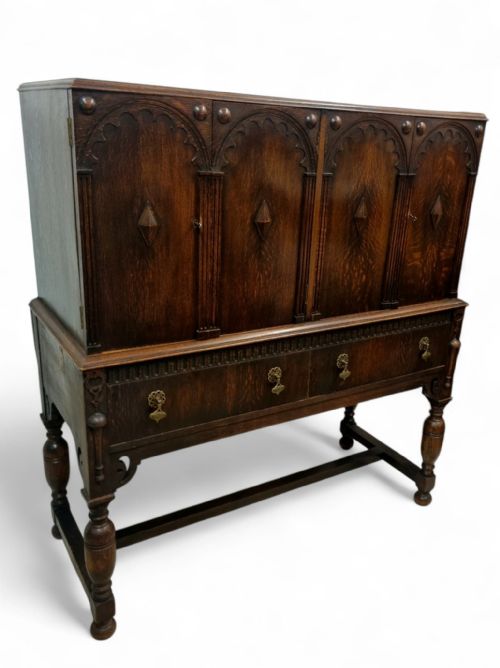 ANTIQUE LARGE OAK SIDEBOARD C1920 - ADDITIONAL PHOTO 3