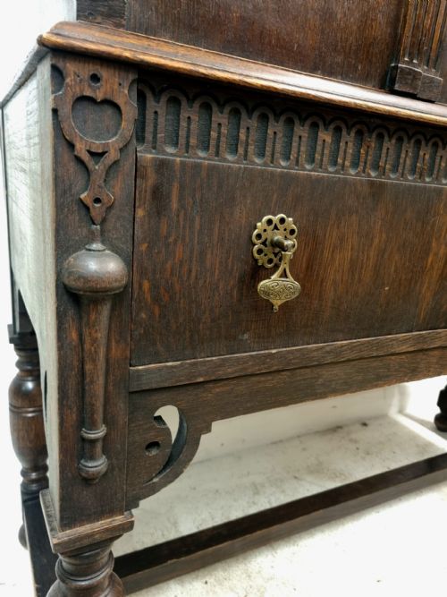 ANTIQUE LARGE OAK SIDEBOARD C1920 - ADDITIONAL PHOTO 5