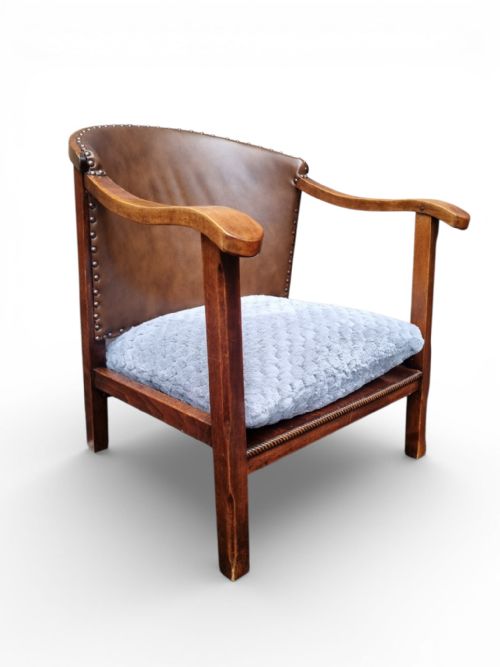 VINTAGE LOW ARMCHAIR C 1930 - ADDITIONAL PHOTO 1