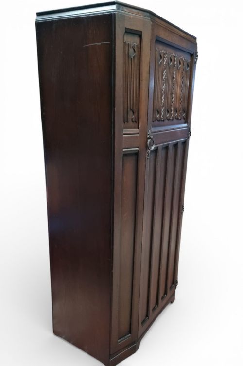 ANTIQUE GOTHIC REVIVAL GENTLEMANS WARDROBE C1930 - ADDITIONAL PHOTO 3